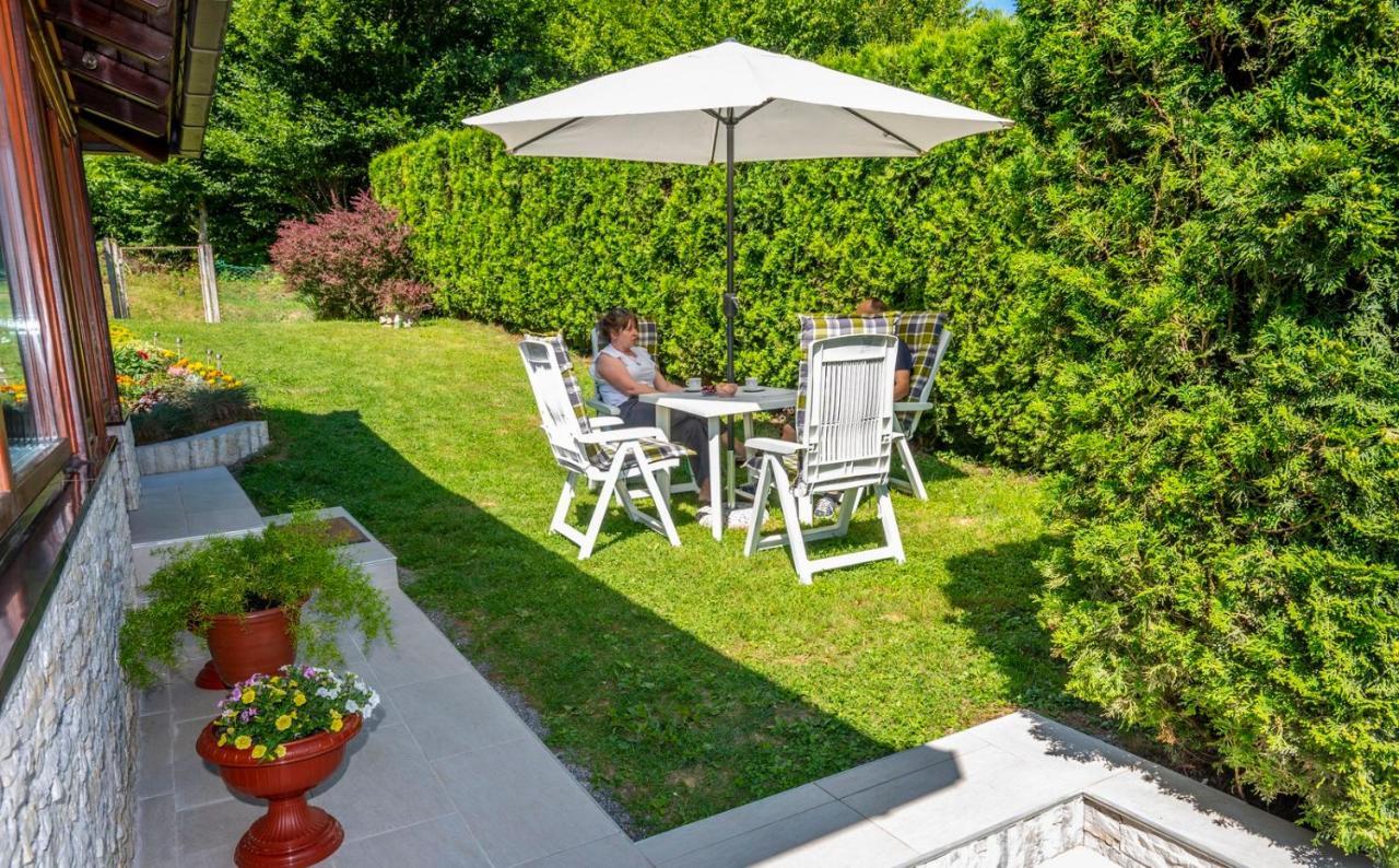 Holiday Home Mare Near River Karlovac Exteriör bild